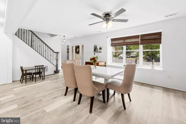 6 LAURA LN, Marlton, NJ 08053