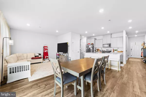 30 MARION AVE, Bordentown, NJ 08505