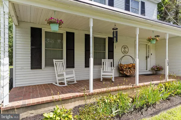 13 RETREAT RD, Southampton, NJ 08088