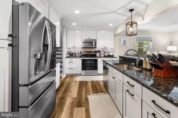 157 OXFORD RD, Delran, NJ 08075