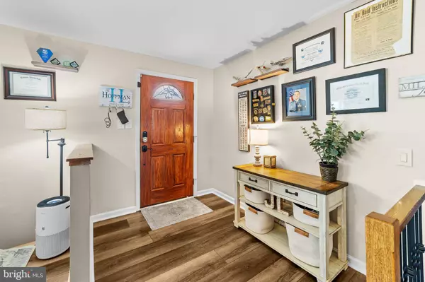 157 OXFORD RD, Delran, NJ 08075