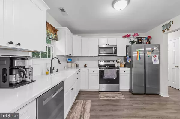 209 REEVES AVE, Browns Mills, NJ 08015