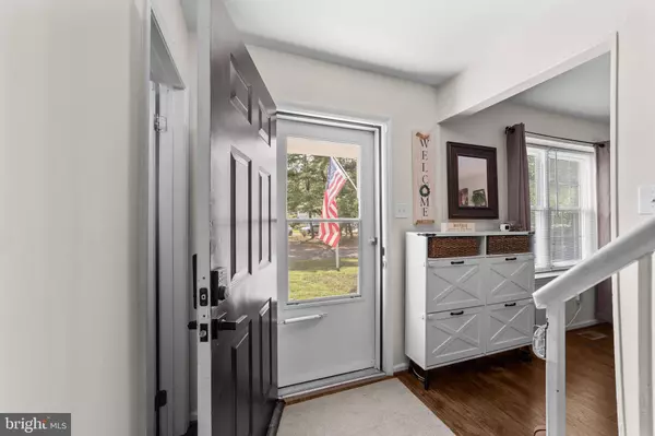 3 PRINCE CHARLES CT, Marlton, NJ 08053