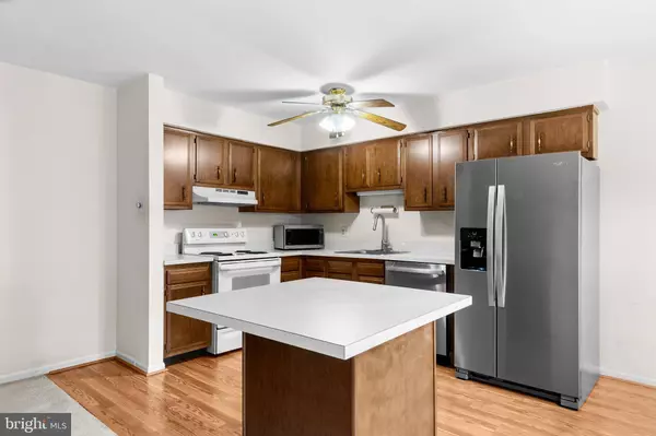 74 BRIDGEWATER DR, Marlton, NJ 08053