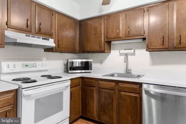 74 BRIDGEWATER DR, Marlton, NJ 08053