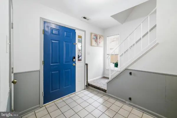 8 ARK CT, Sewell, NJ 08080