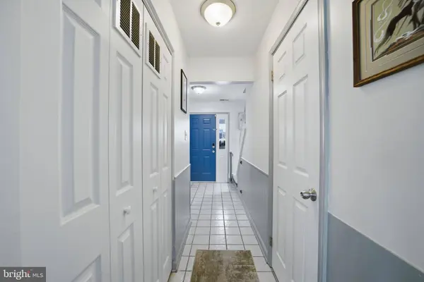 8 ARK CT, Sewell, NJ 08080