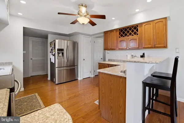 14 WOODHURST DR, Mount Holly, NJ 08060