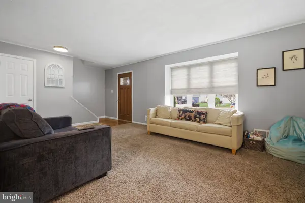 14 WOODHURST DR, Mount Holly, NJ 08060