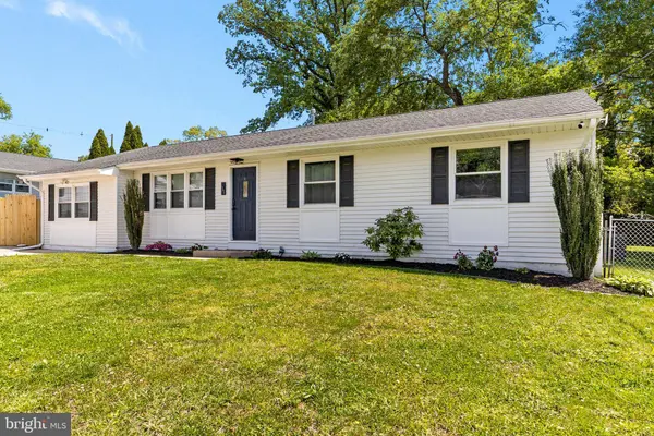 111 APPLE AVE, Browns Mills, NJ 08015