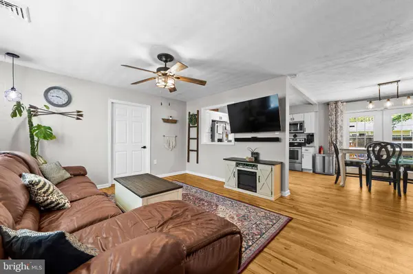 111 APPLE AVE, Browns Mills, NJ 08015