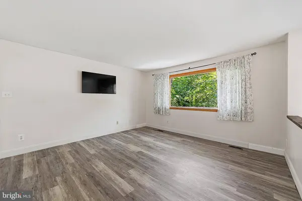418 DIXONTOWN RD, Medford, NJ 08055