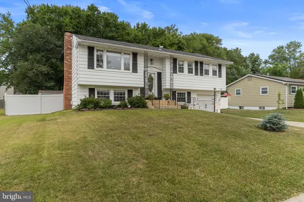 907 RUSSO DR, Westampton, NJ 08060