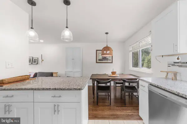 907 RUSSO DR, Westampton, NJ 08060