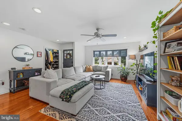 22 WINDING WAY, Mount Holly, NJ 08060