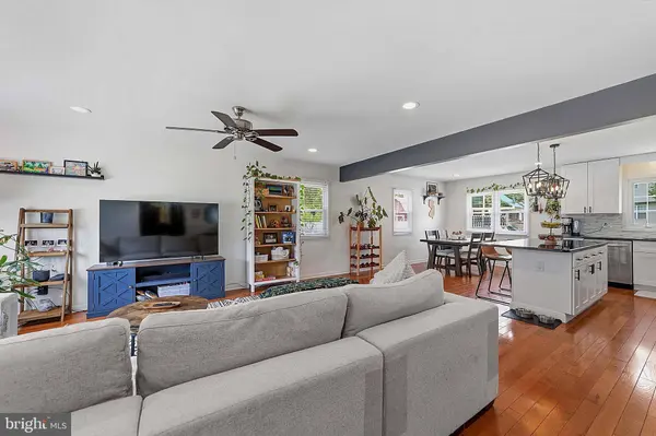 22 WINDING WAY, Mount Holly, NJ 08060