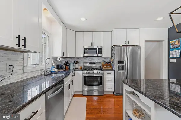 22 WINDING WAY, Mount Holly, NJ 08060