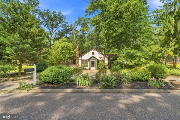 32 RANCOCAS BLVD, Mount Laurel, NJ 08054