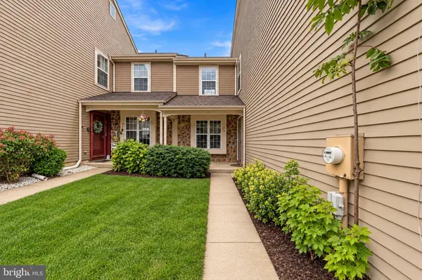 89 KETTLEBROOK DR, Mt Laurel, NJ 08054