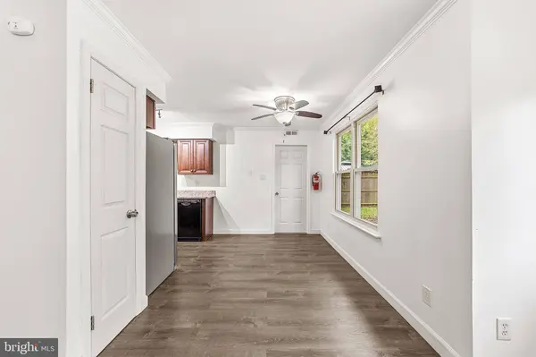 26 LAKESIDE DR, Marlton, NJ 08053