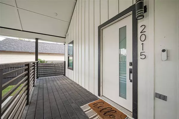 2015 Creston DR, Houston, TX 77026