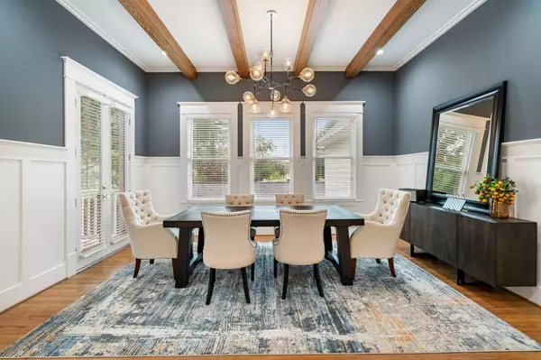 1114 Grovewood LN, Houston, TX 77008