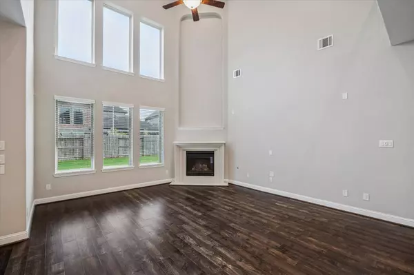 17322 Legend Creek CT, Tomball, TX 77375