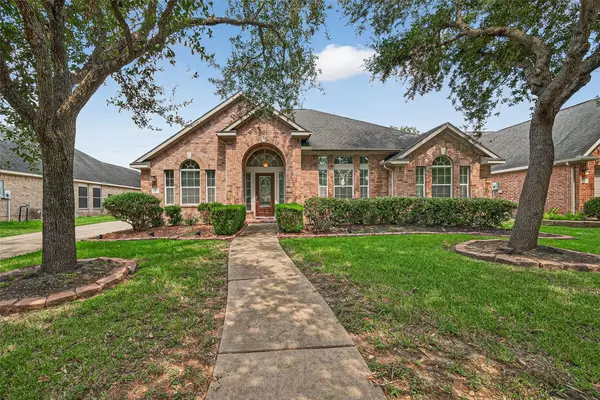 718 Silver Creek CIR, Richmond, TX 77406