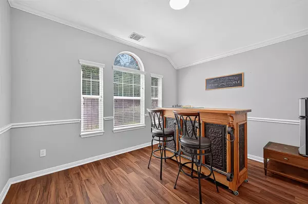 718 Silver Creek CIR, Richmond, TX 77406