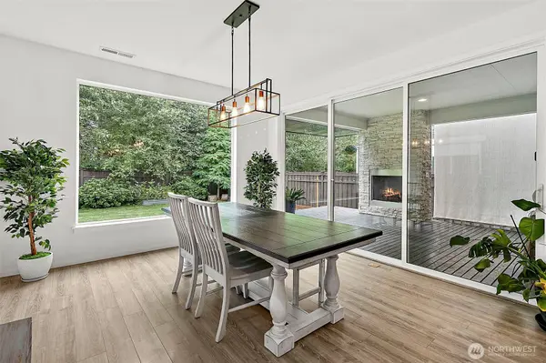 14426 Overlook DR E, Bonney Lake, WA 98391