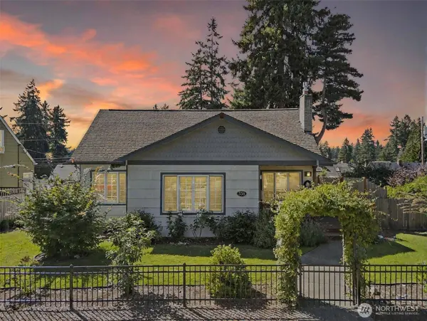 336 Summit AVE, Fircrest, WA 98466