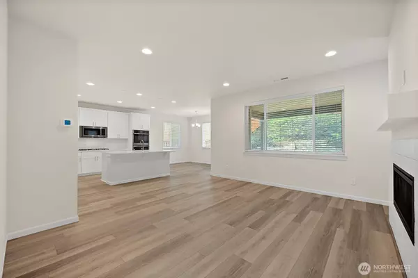 15017 Tyee DR E, Bonney Lake, WA 98391