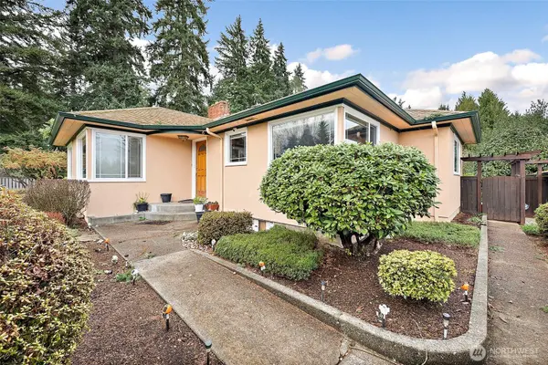 7419 112th ST E, Puyallup, WA 98373