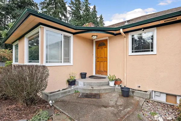 7419 112th ST E, Puyallup, WA 98373