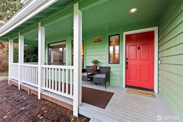 6121 Gold CT SW, Tumwater, WA 98512