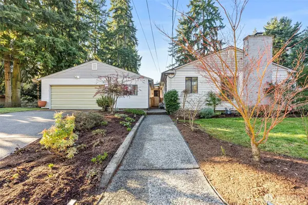 702 Yale ST, Fircrest, WA 98466