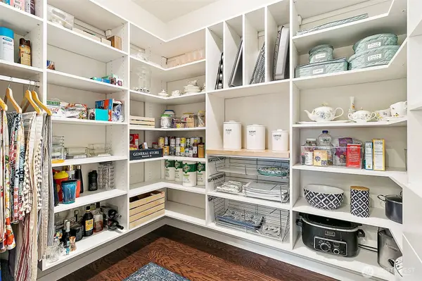 18001 131st ST E, Bonney Lake, WA 98391