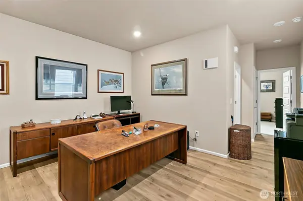 19121 129th ST E, Bonney Lake, WA 98391