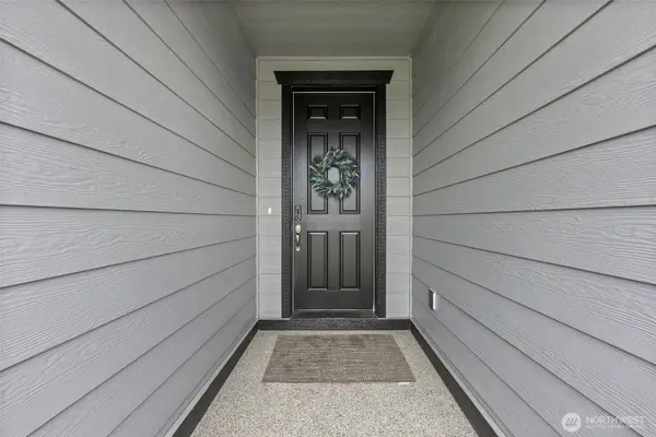 17843 126th ST E, Bonney Lake, WA 98391