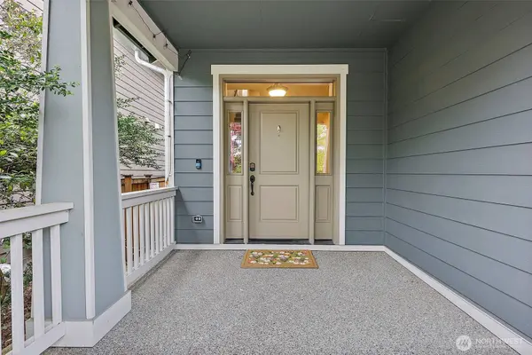 3924 Campus Willow LOOP NE, Olympia, WA 98516
