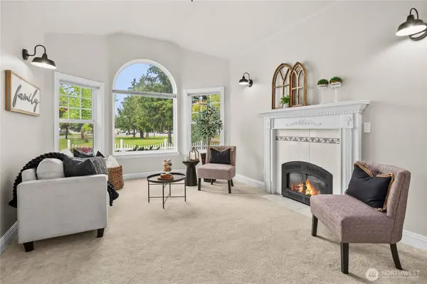 1827 Collins RD, Buckley, WA 98321