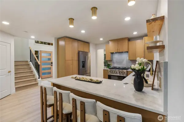 6817 193rd AVE E, Bonney Lake, WA 98391