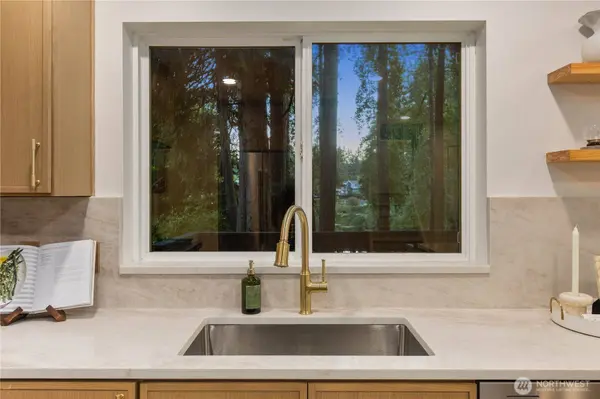 6817 193rd AVE E, Bonney Lake, WA 98391
