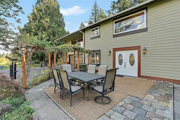 1312 12th ST SE, Puyallup, WA 98372