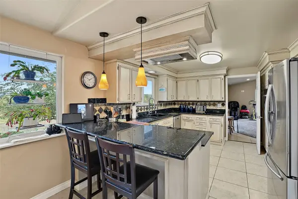 1312 12th ST SE, Puyallup, WA 98372