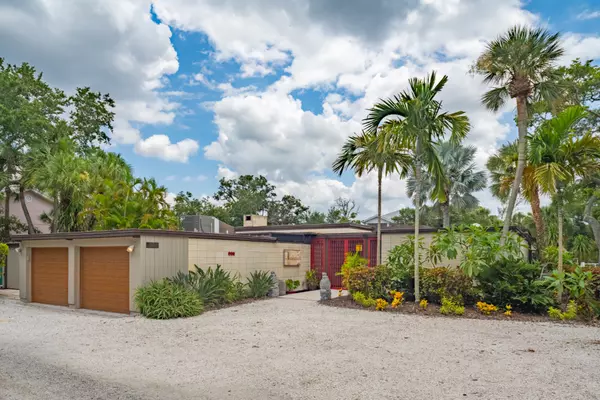 Mid-Century Modern Neighborhoods in Sarasota, Florida: A Homebuyer’s Guide