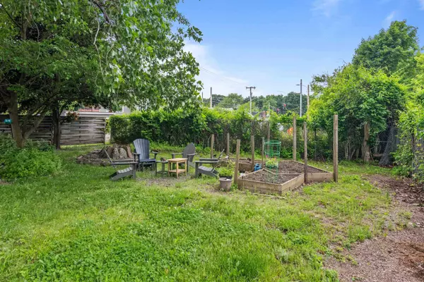 226 Manhattan DR, Burlington, VT 05401