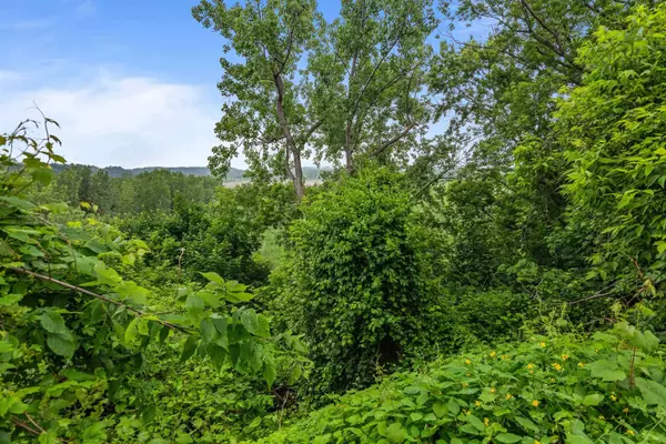 226 Manhattan DR, Burlington, VT 05401