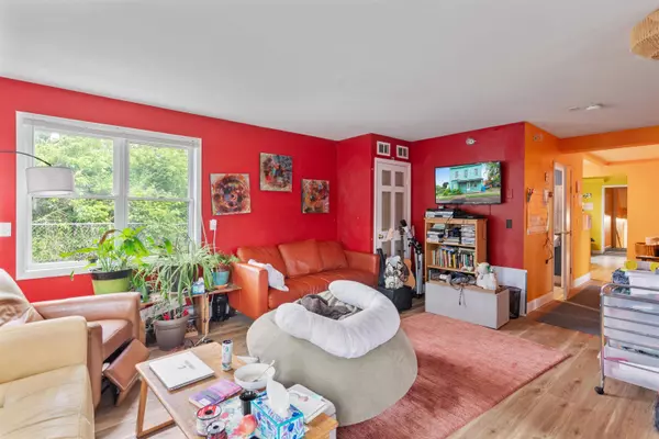 226 Manhattan DR, Burlington, VT 05401