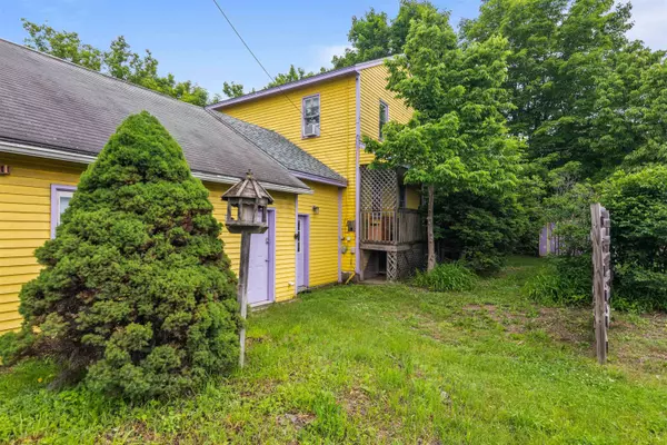 226 Manhattan DR, Burlington, VT 05401